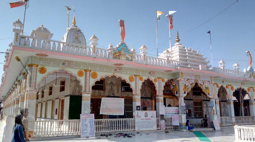 Jain Mandir (Gomti Nagar), Lucknow, Uttar Pradesh - Vushii.com